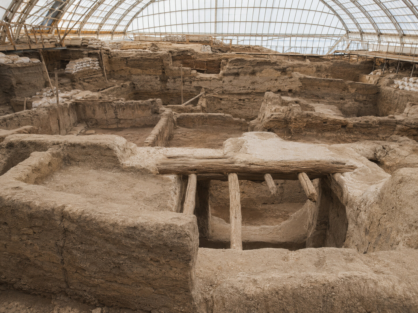 An original editorial view of Çatalhöyük, Konya